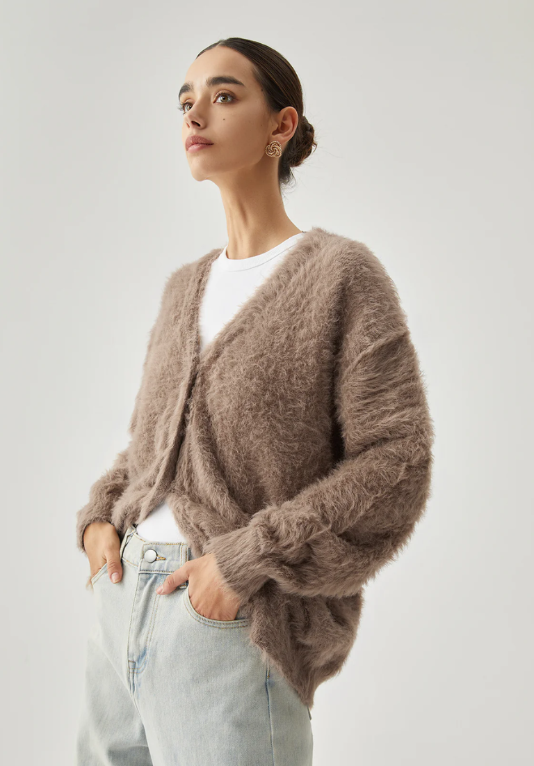 Flauschiger Cardigan mit Knopfleiste